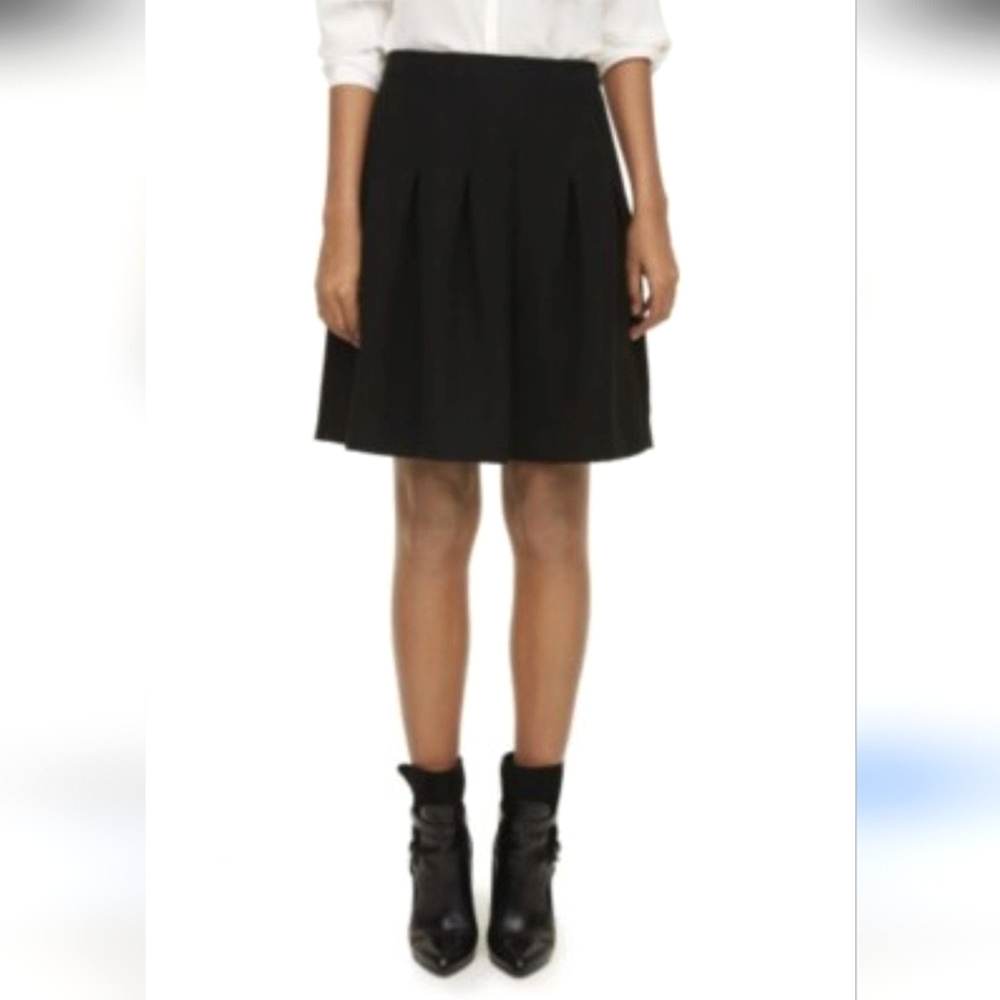 Club Monaco Black Pleated Skirt
